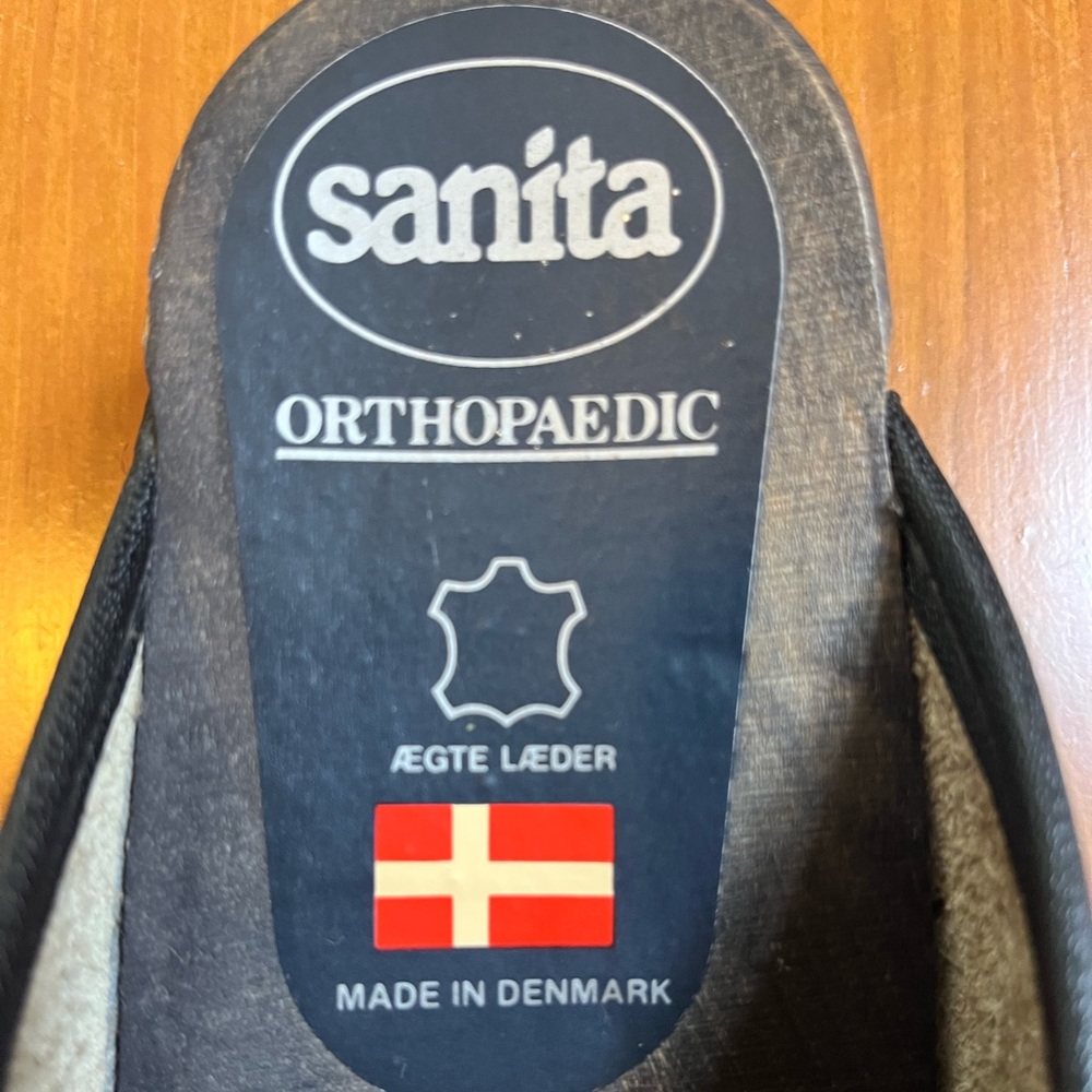 Vintage Leather Sanita Clogs - Picture 5 of 8